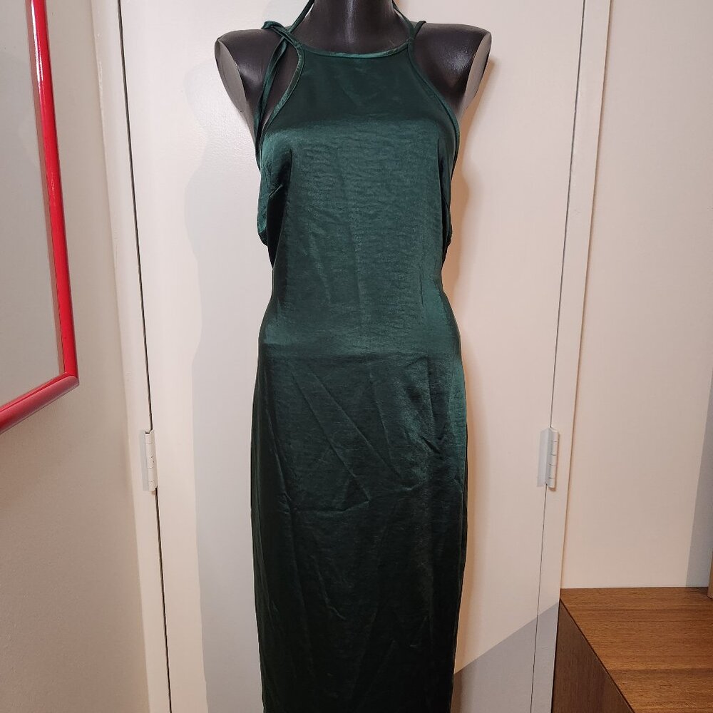 4th Reckless Low back Green gown